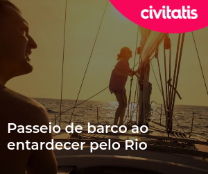 Passeio de barco ao entardecer pelo Rio