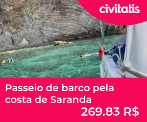 Passeio de barco pela costa de Saranda