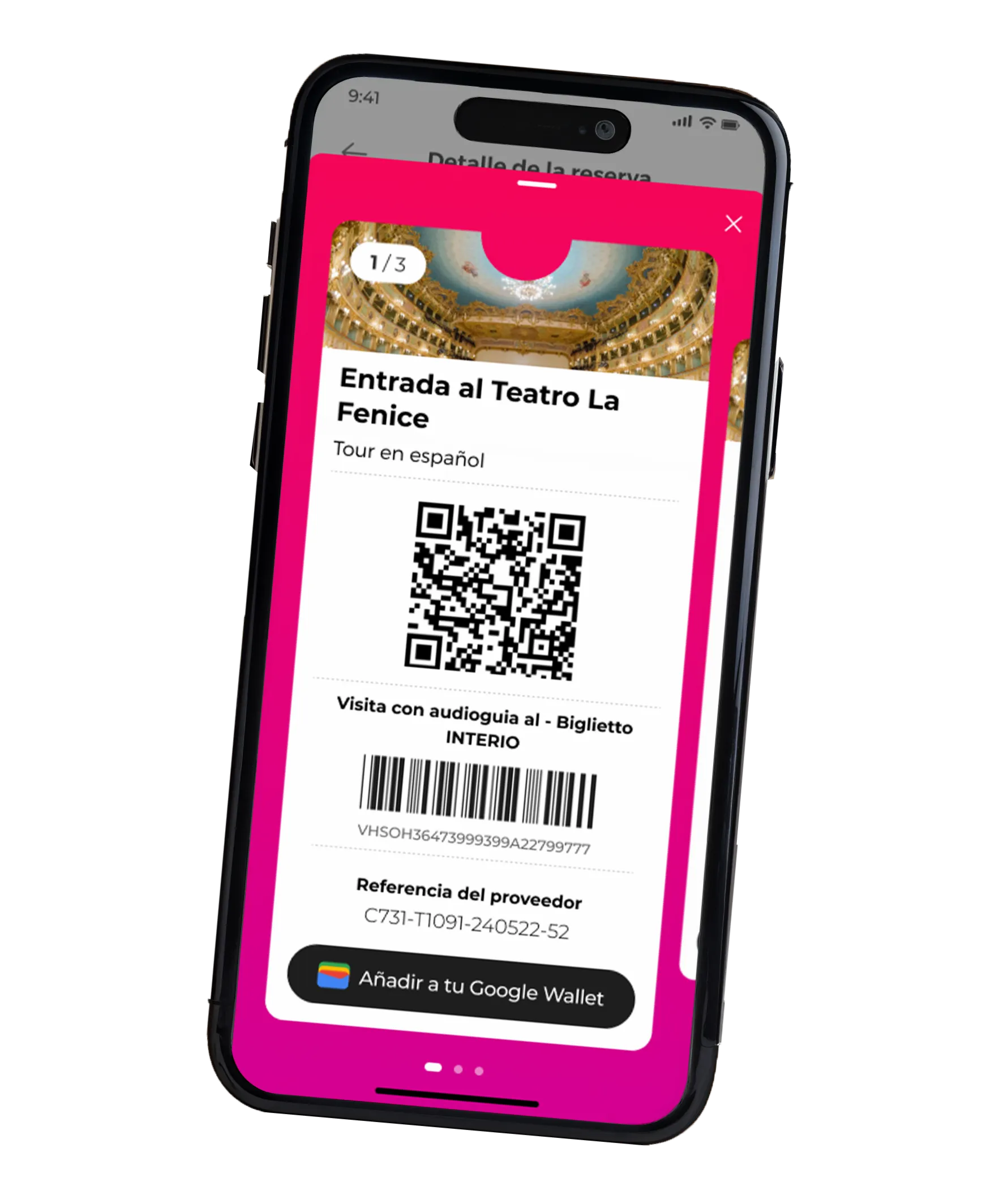 Pantalla de la app de Civitatis con el bono digital y código QR de la entrada al Teatro La Fenice en Venecia para un tour guiado en español.