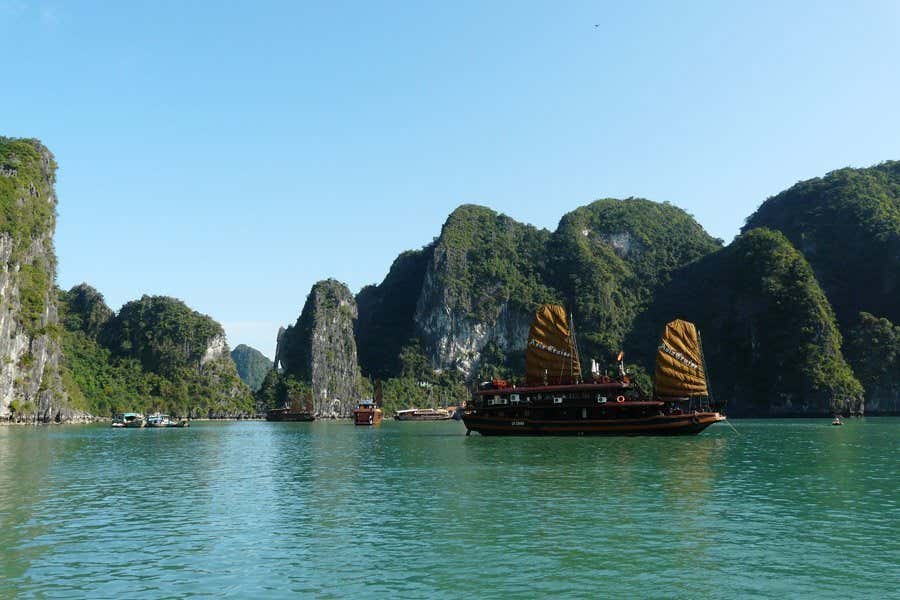 Bahía de Halong Bahía de Halong