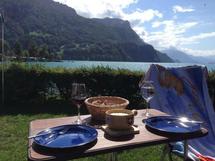Comer de camping