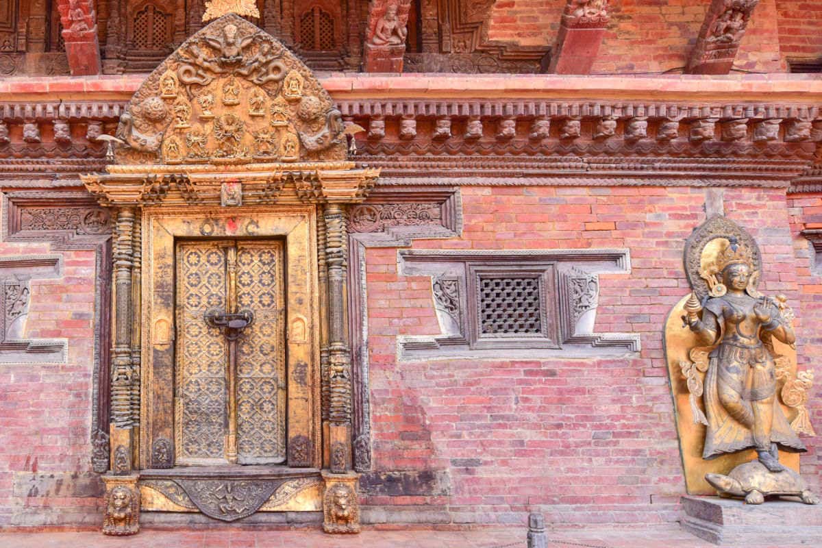 Porte d’Or de Patan, au Népal.