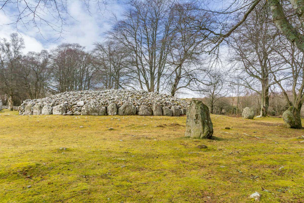 Cairn Clava