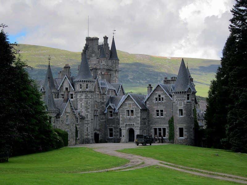 Castelo de Ardverikie em Inverness, Escócia