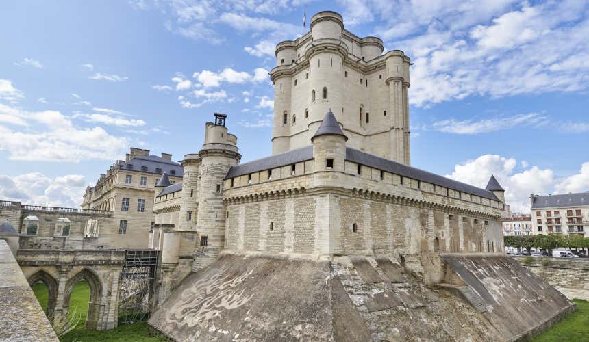 Towers outside the Vincennes Castle