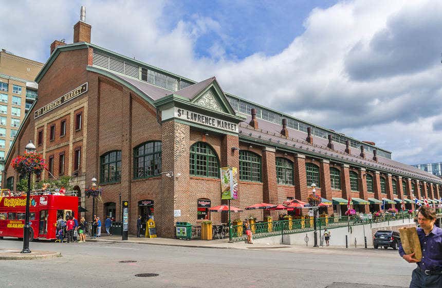 Edifício vitoriano do St. Lawrence Market de Toronto