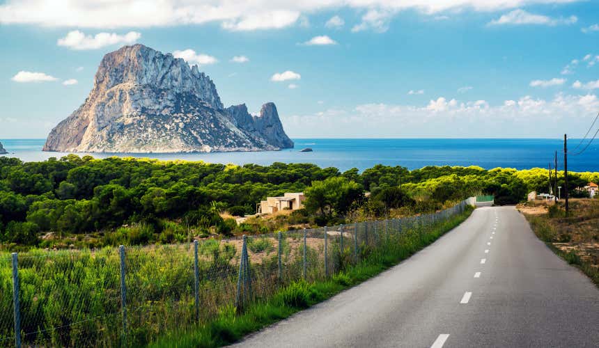 Carretera hacia Cala d'Hort