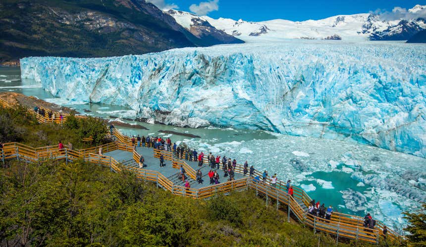 Visitantes nos Mirantes do Parque Nacional Perito Moreno