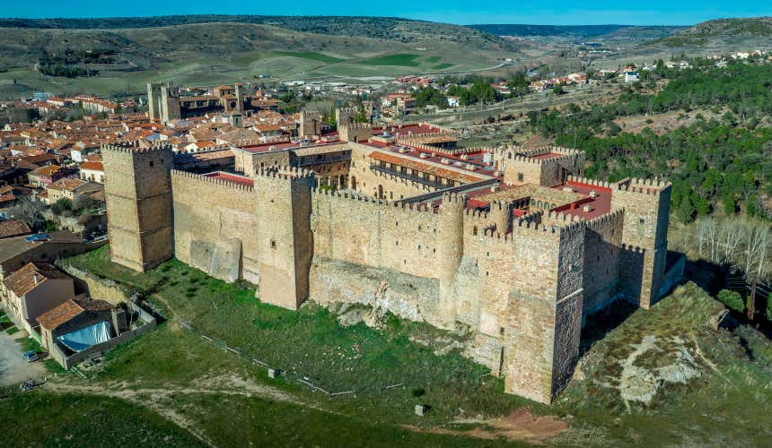 Castillo de Sigüenza, actual Parador Nacional de Turismo