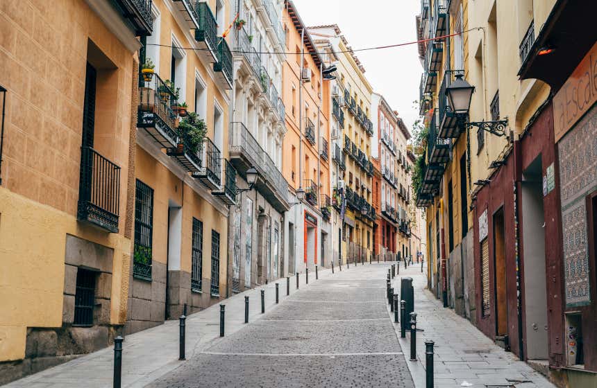 Calle de Lavapiés, barrio donde vivía Luis Candelas.