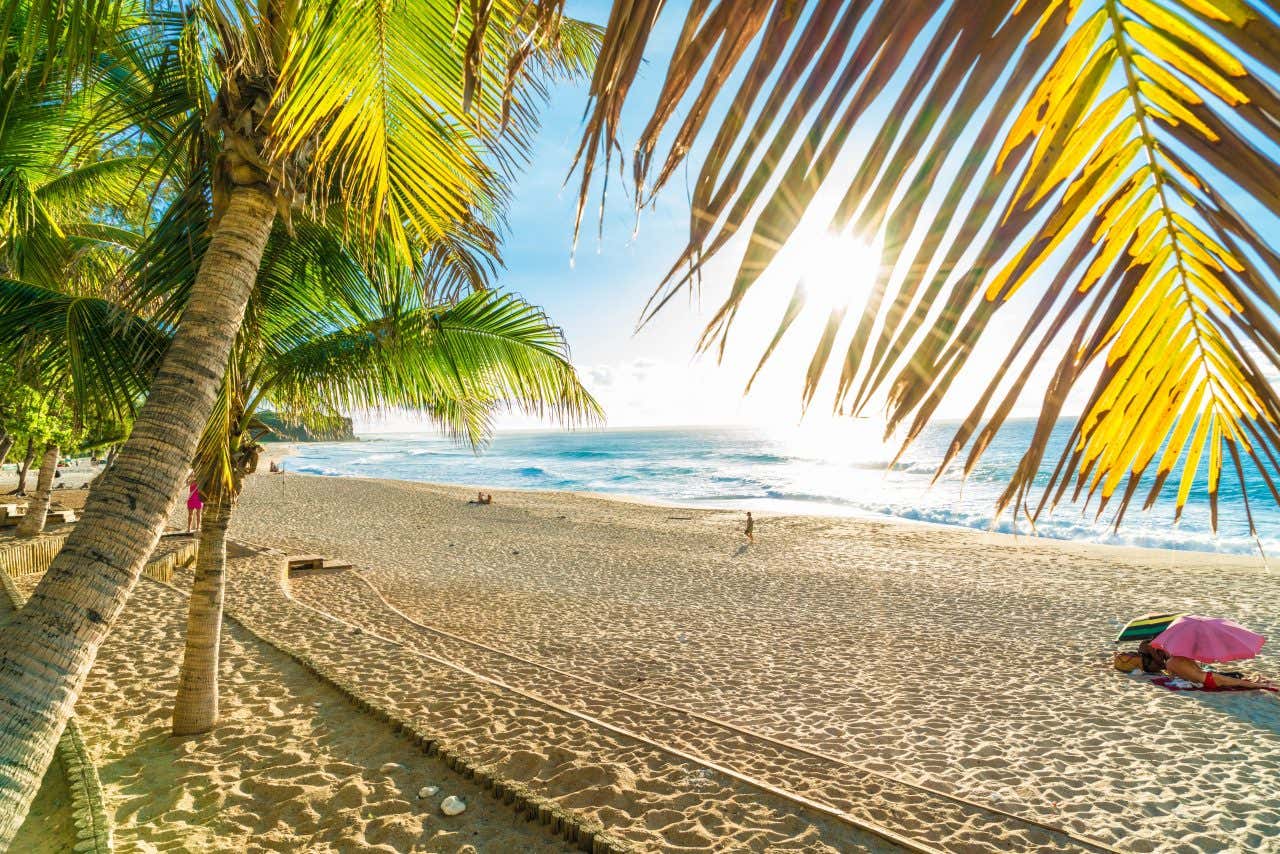 Le sable blanc de la Plage de Boucan Canot.