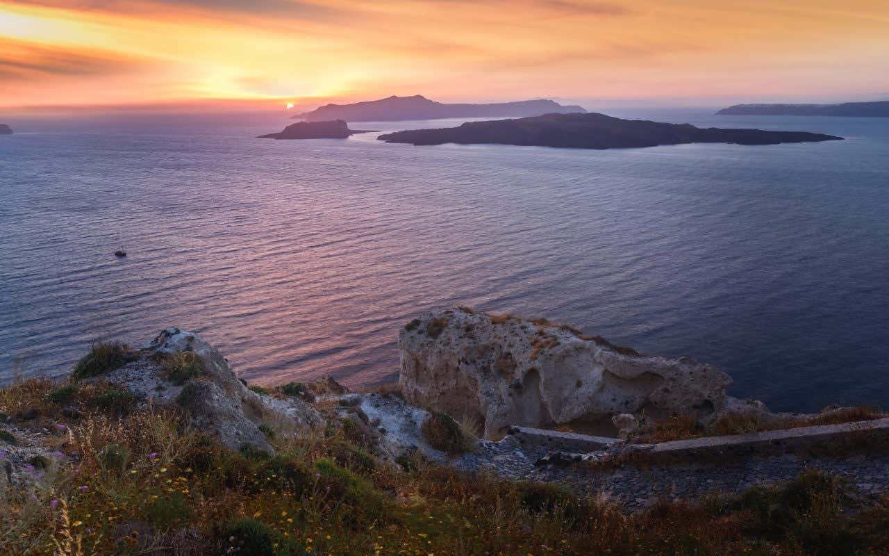 Coucher de soleil à Santorin (Grèce).