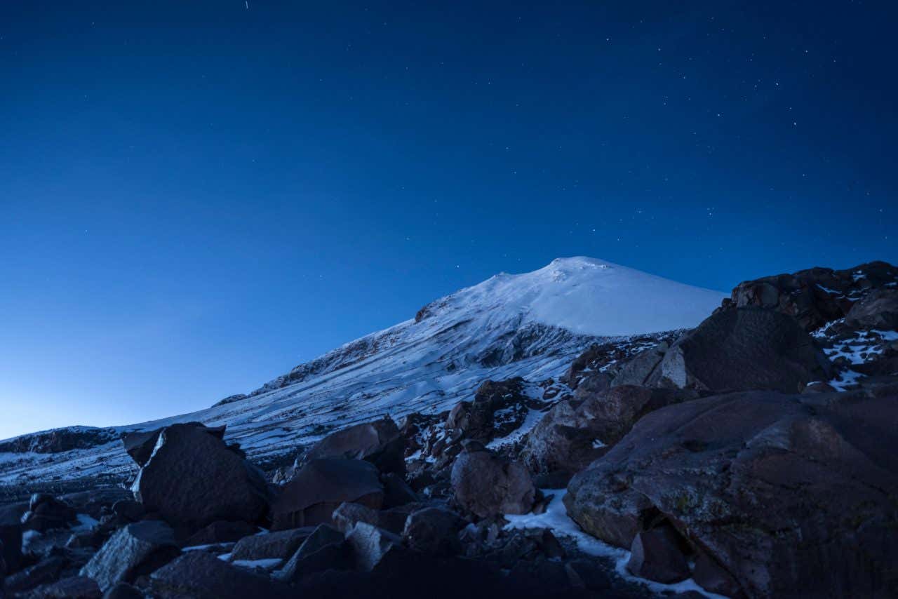 Cae la noche en el Parque Nacional Pico Orizaba, uno de los mejores lugares donde ver estrellas en México