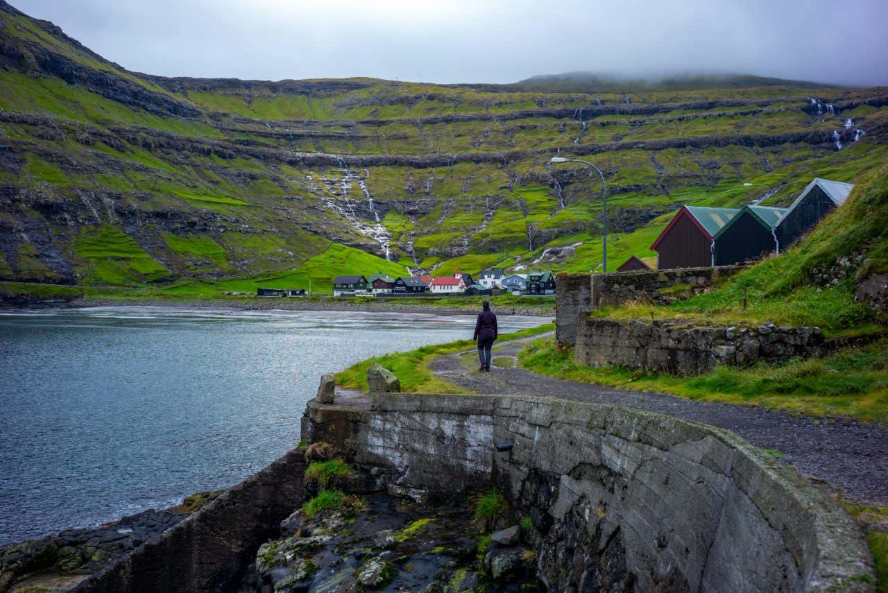 Tjørnuvík, un pueblo entre mar y cascadas