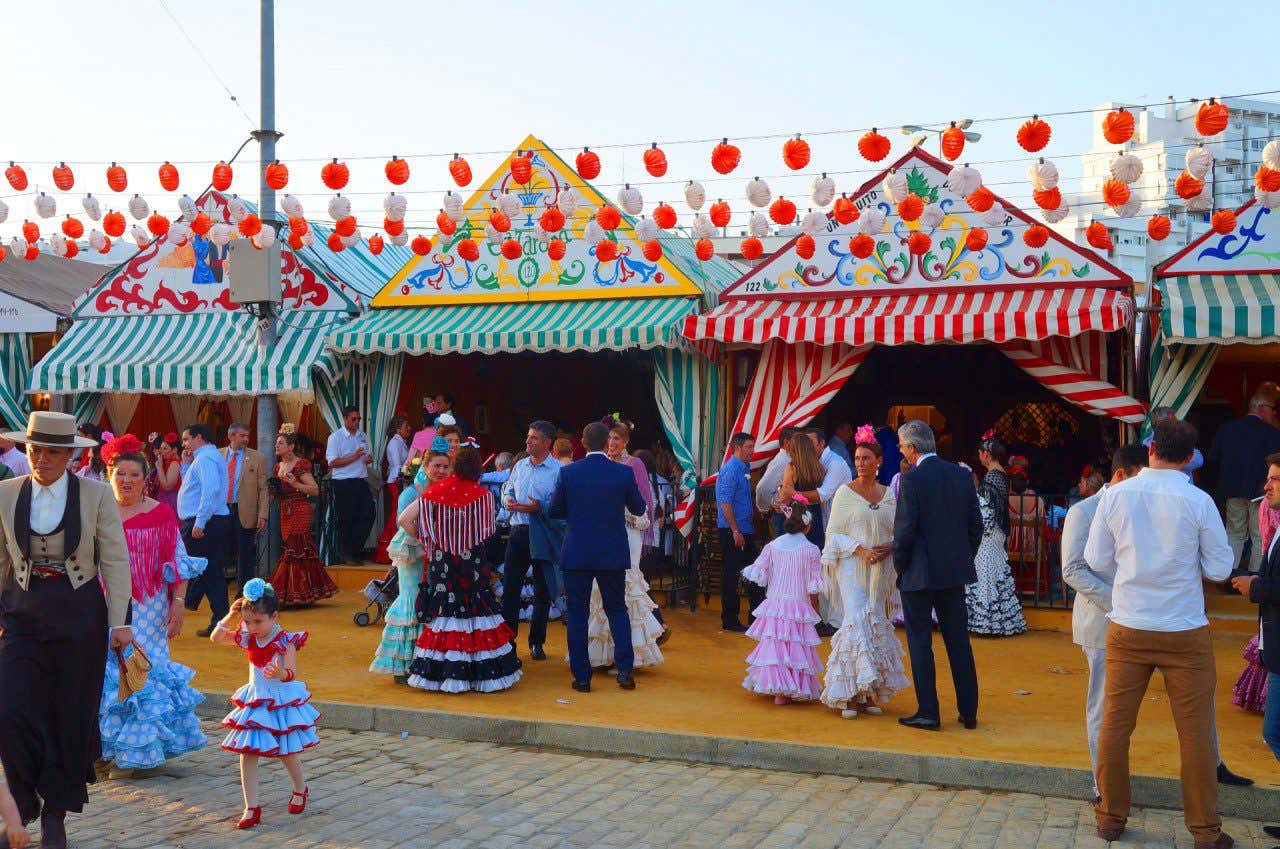 La primera caseta de la Feria de Abril donde poder dormir