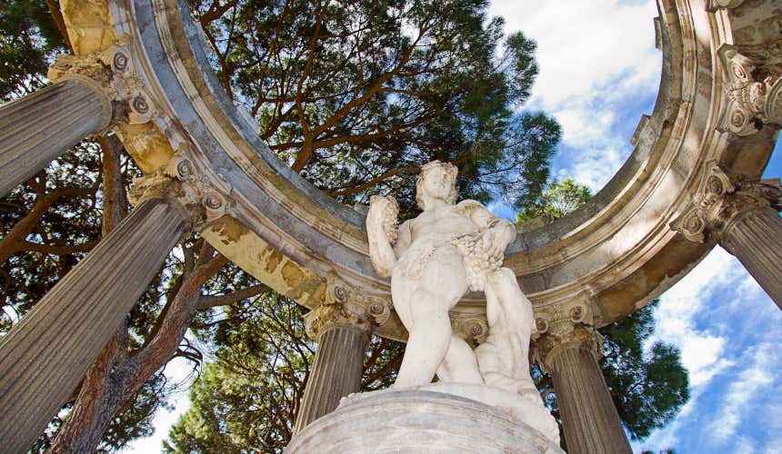 Templete de Baco en el parque de El Capricho