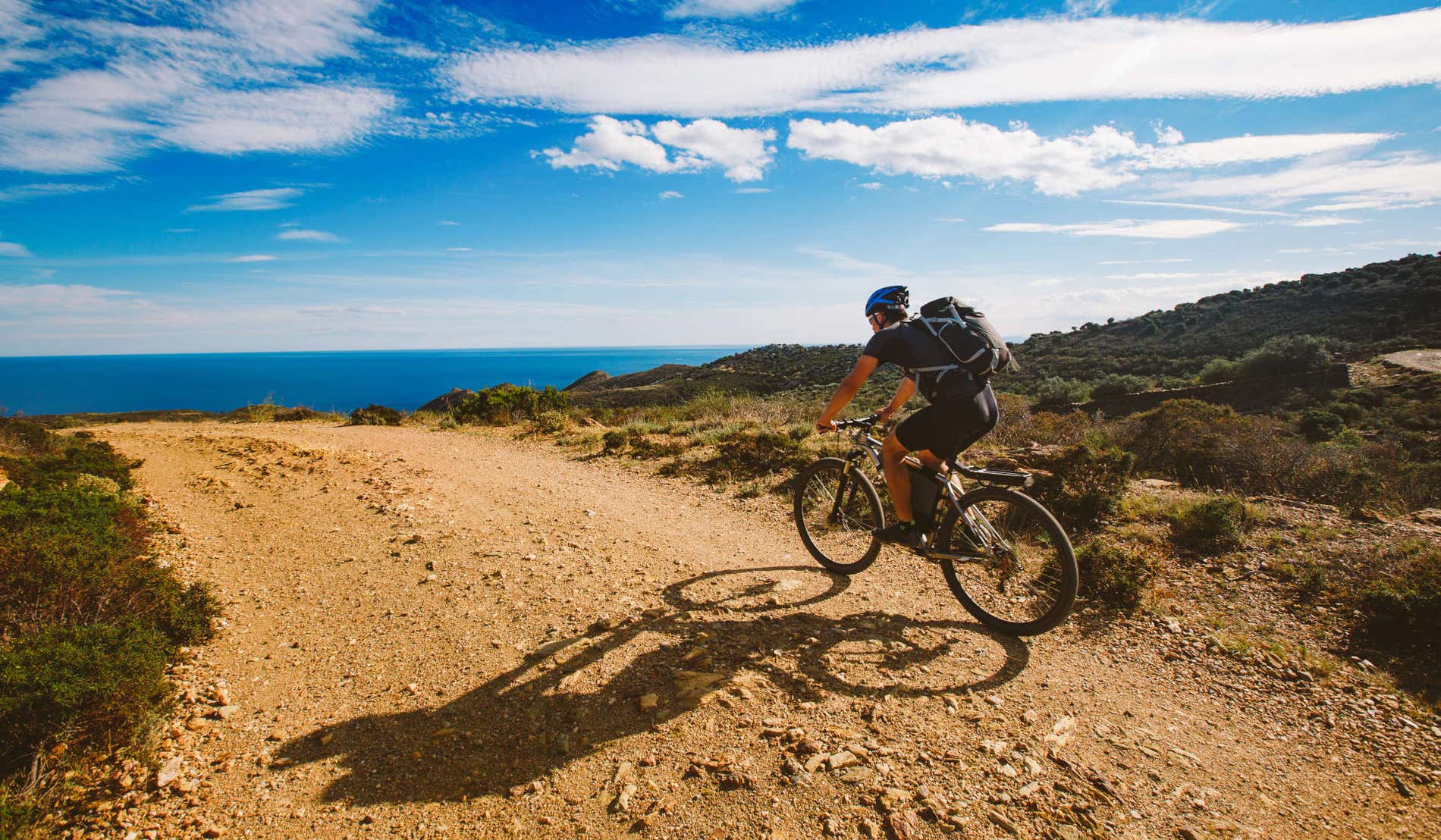 Las rutas en bici más bonitas de España - Civitatis Magazine