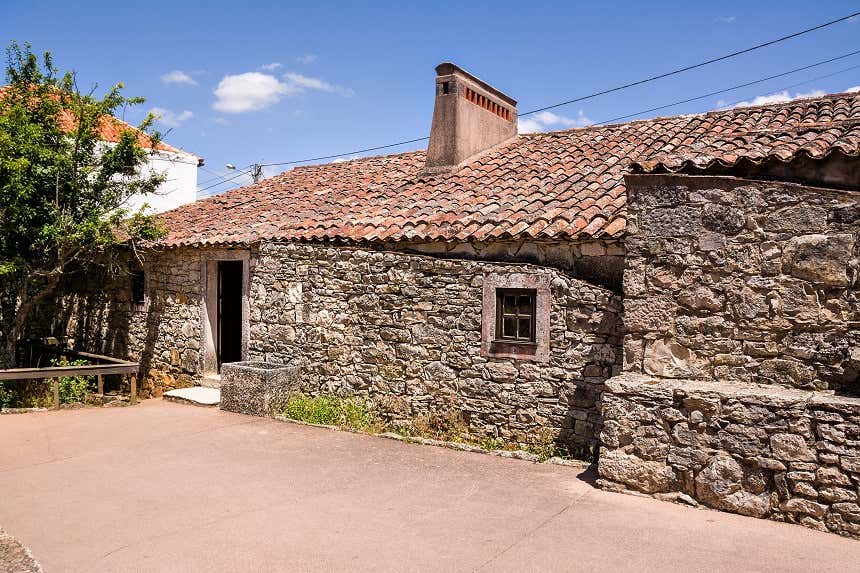 Casa rústica do início do século XX na vila de Aljustrel