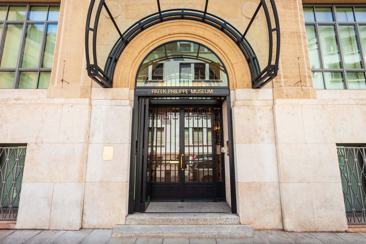 Entrée du Musée Philippe Patek, à découvrir lors d'une visite à Genève