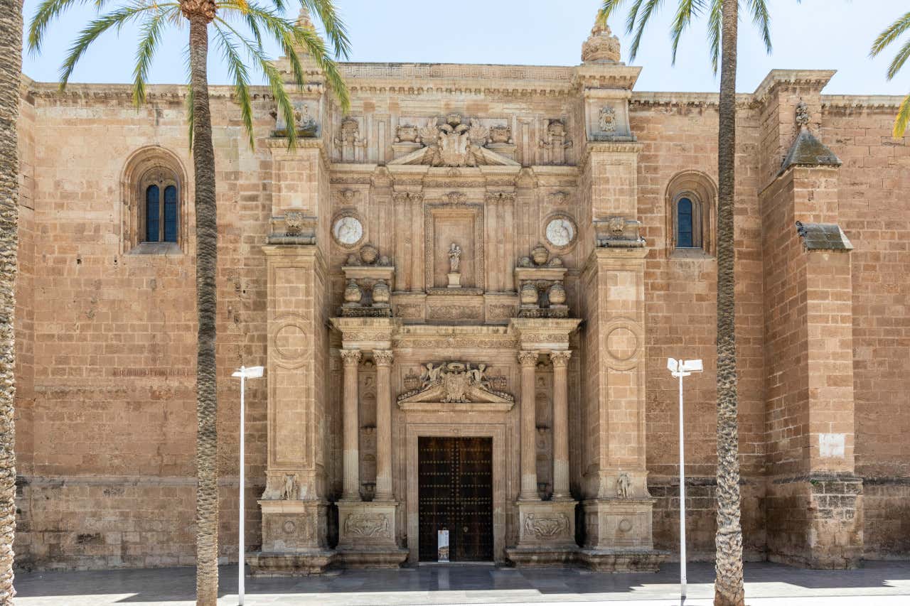 Fachada de la Catedral de Almería