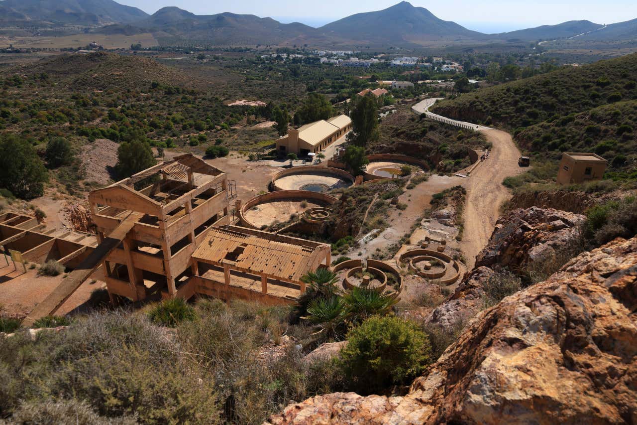 Ruinas de la planta procesadora de Denver en Rodalquilar, Almería, España