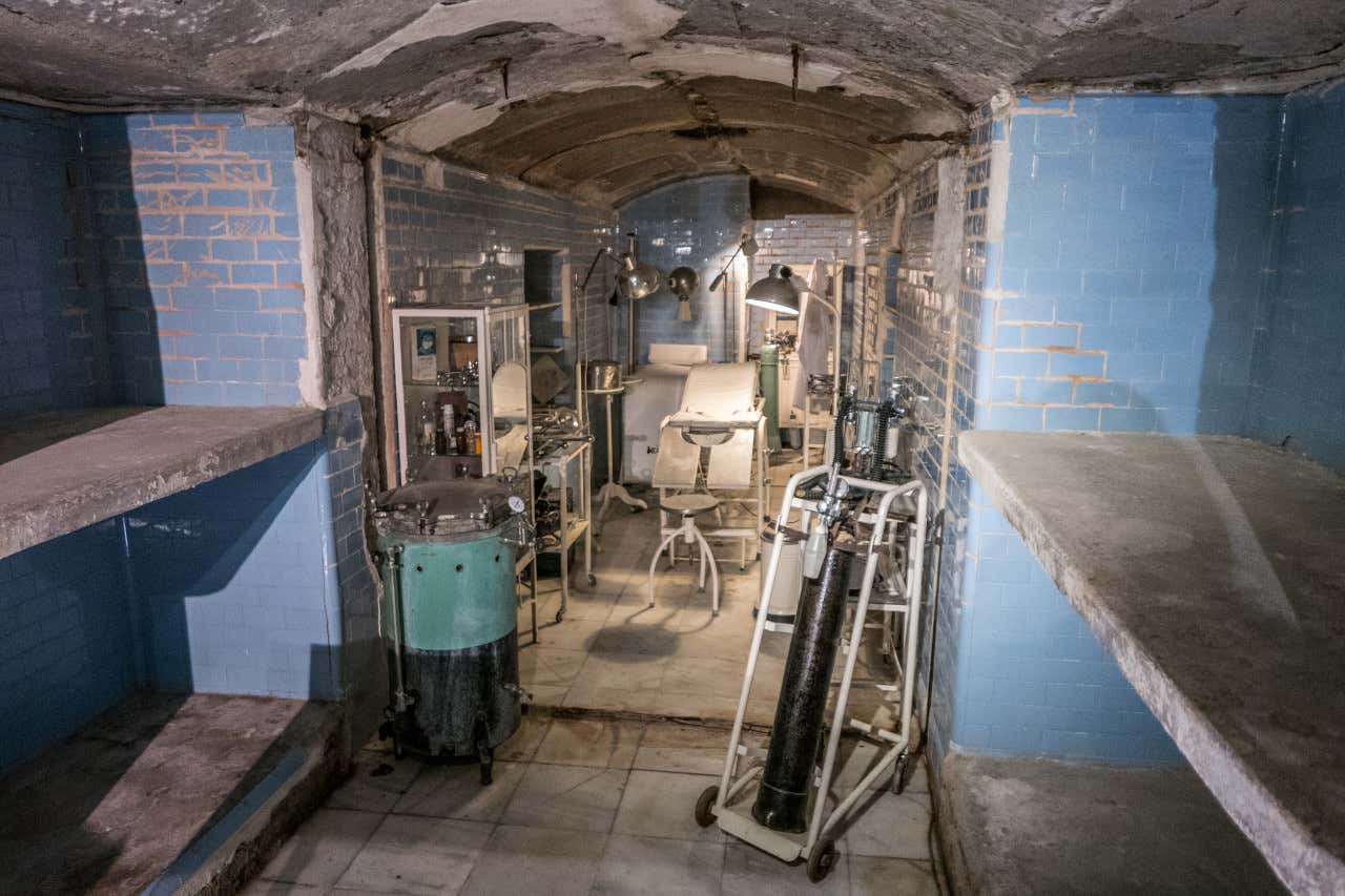 Antiguo quirófano subterráneo