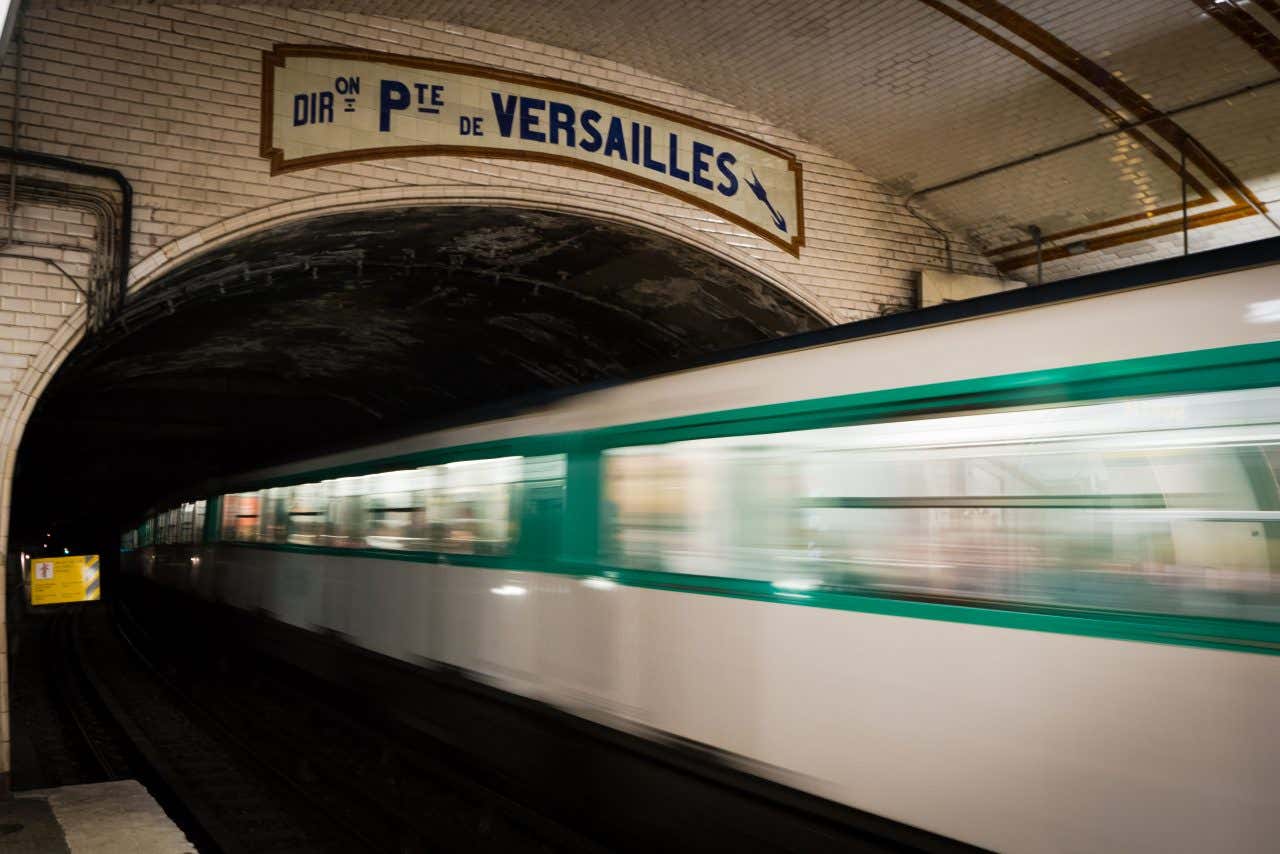 Métro parisien direction Porte de Versailles