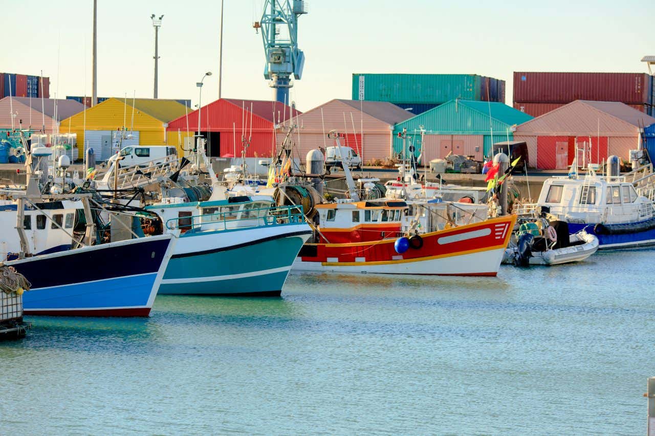 Bateaux dans le Bassin des Chalutiers, près du Musée maritime, une visite à faire à La Rochelle