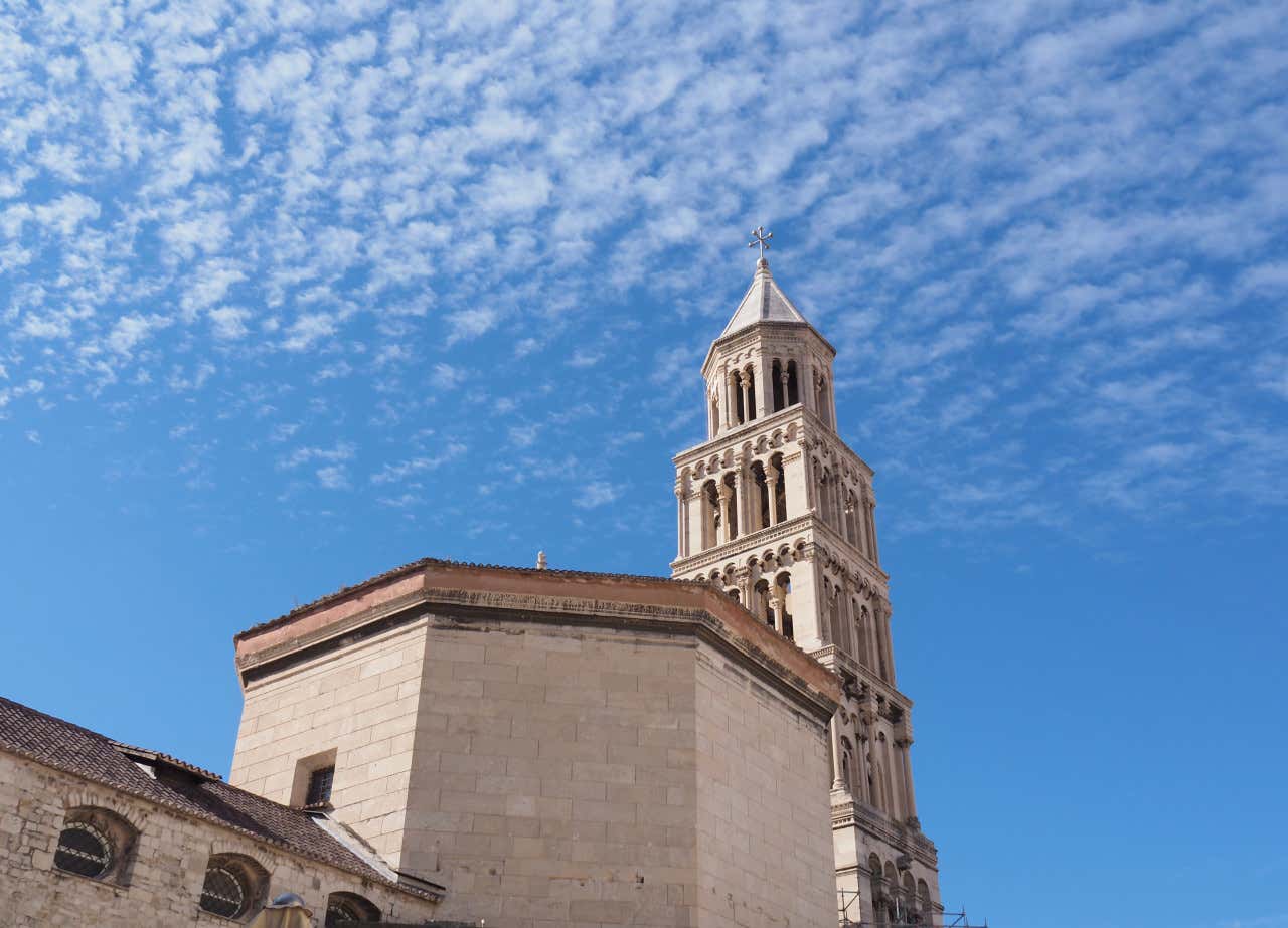 Catedral de San Domnius (Catedral de San Duje) y Palacio de los Dioclesios en el centro histórico 