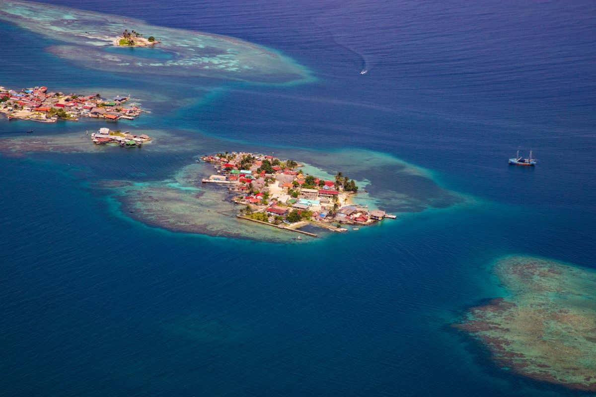 Vista aérea de las islas habitadas del archipiélago de San Blas