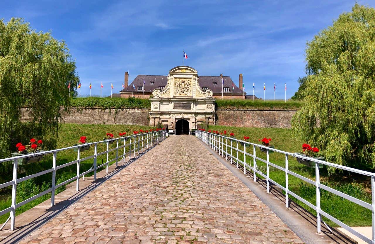Entrée de la Citadelle de Lille, un lieu à visiter à Lille