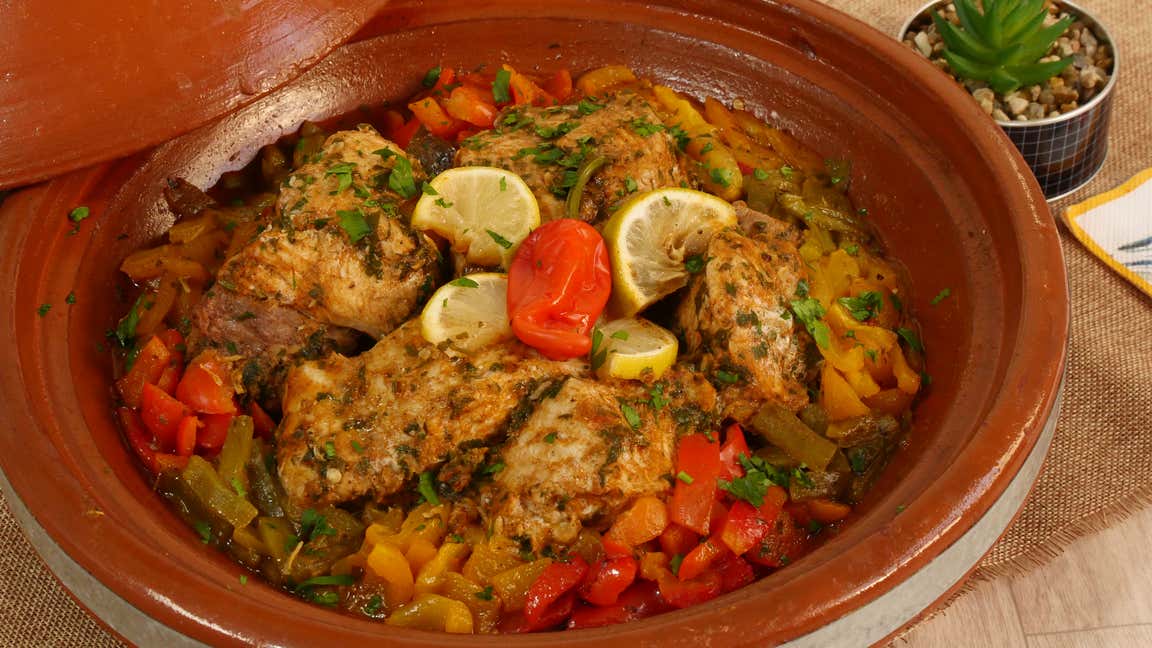 Detalle de un plato de tajín de pescado