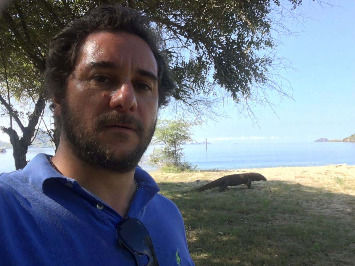 Francisco Calleja en la isla de Komodo, Indonesia