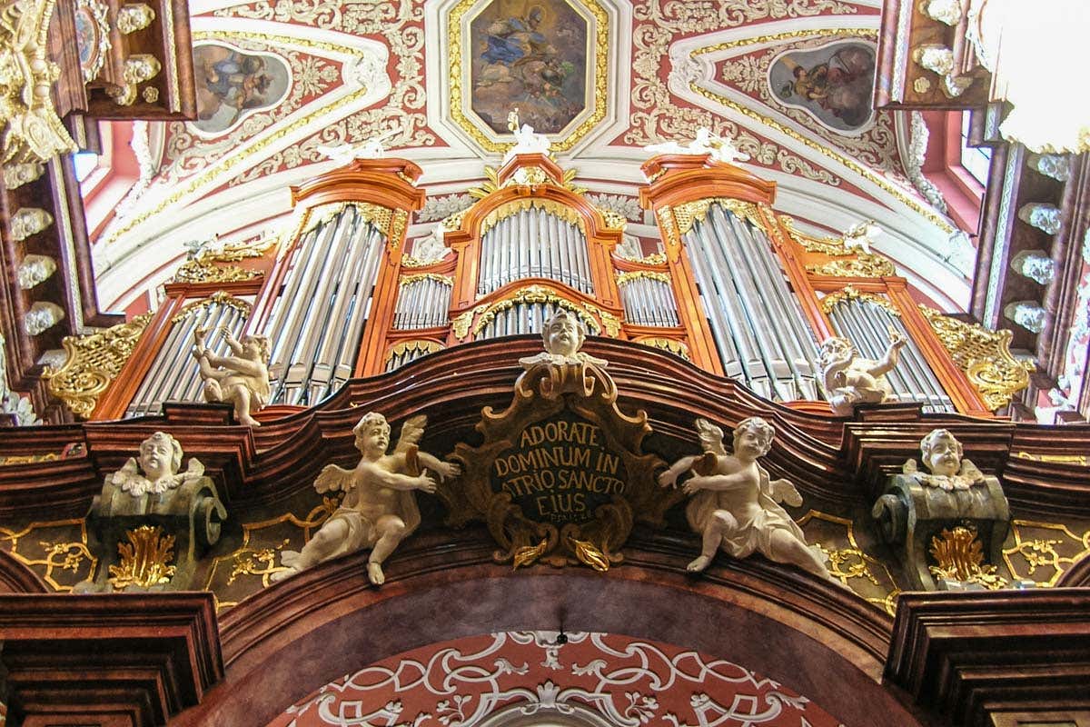 Órgano de la Basílica Colegiada de Nuestra Señora del Perpetuo Socorro