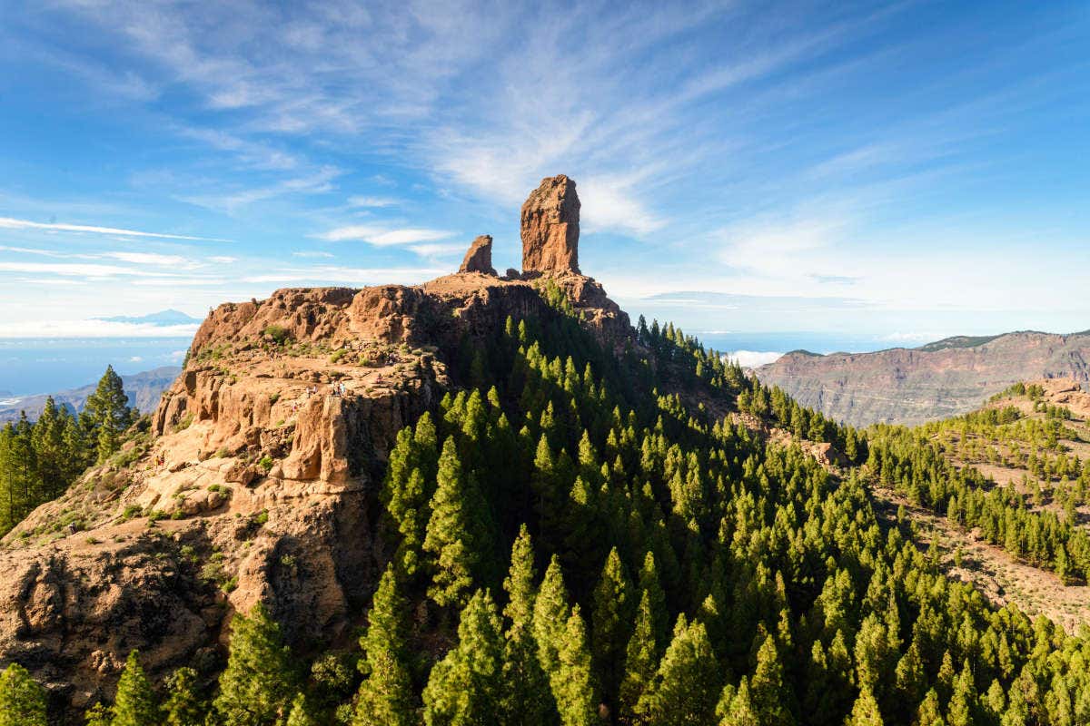 Panorámica del Roque Nublo, una montaña sagrada en Gran Canaria