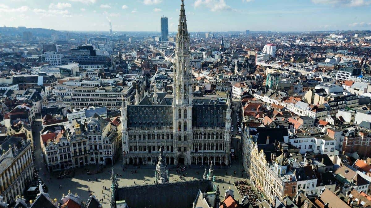 Vista aérea de la Grand Place (Grote Markt) en Bruselas