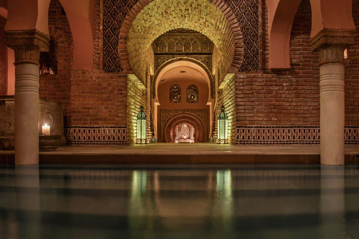 Interior del Hammam Al Ándalus, Tu Biensentir de Granada
