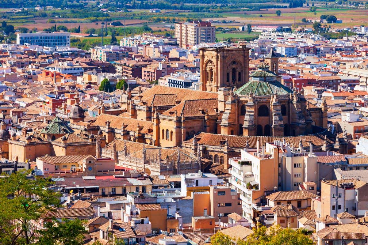 Vistas de la Catedral de Granada desde el mirador de San Cristóbal