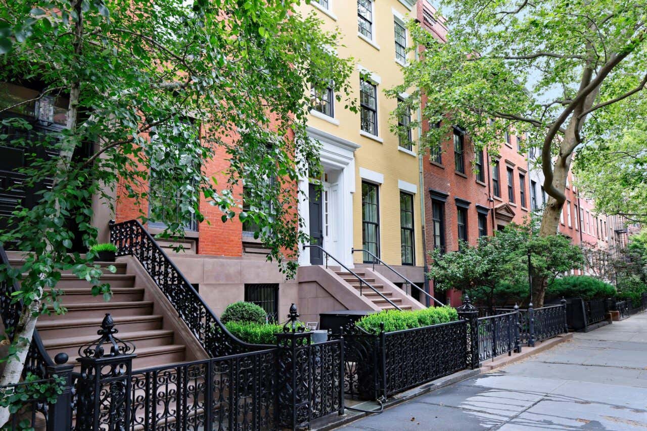 Greenwich Village, em Nova York: uma fileira de casas geminadas de luxo construídas na década de 1840