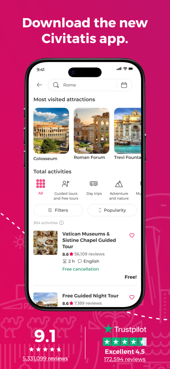 Photo of a cell phone displaying the new Civitatis app and the text “Download the new Civitatis app”