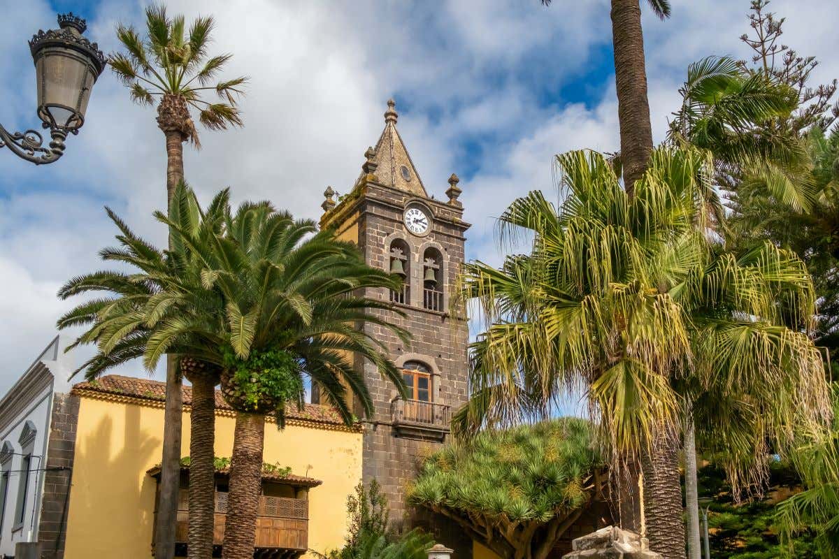 Exteriores de la iglesia y exconvento de San Agustín