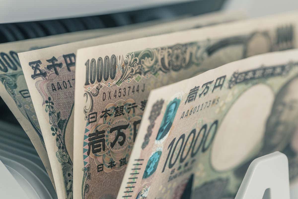 Billetes de yenes japoneses