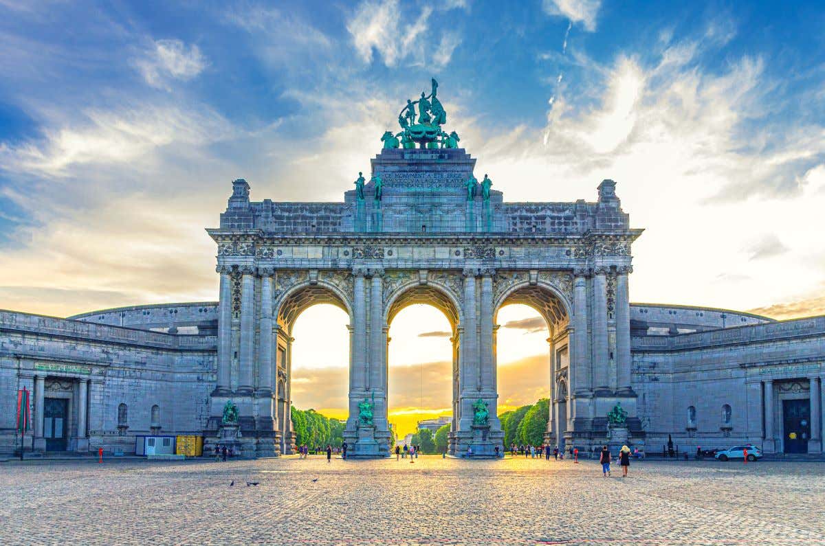 Parque del Cincuentenario Jubelpark en el Barrio Europeo de la ciudad de Bruselas
