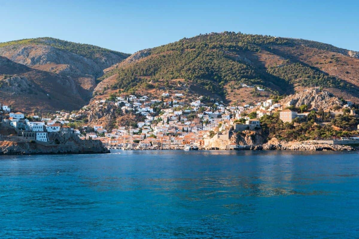 Views of the island of Hydra, a perfect day trip to explore with a cruise from Athens.