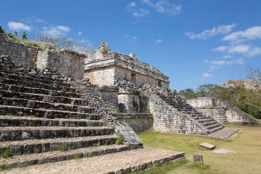 Structure 17 of El Balam in Yucatán, with a blue sky in the background