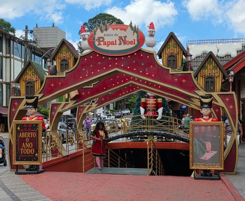 Entrada da Aldeia do Papai Noel em Gramado