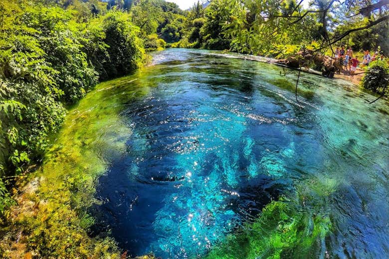 El Blue Eye de Albania