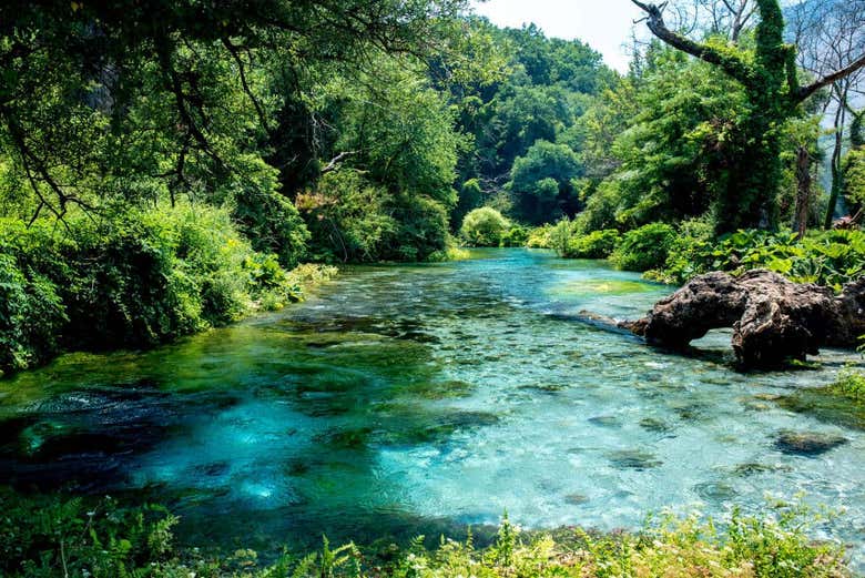 Paisajes de la laguna Blue Eye
