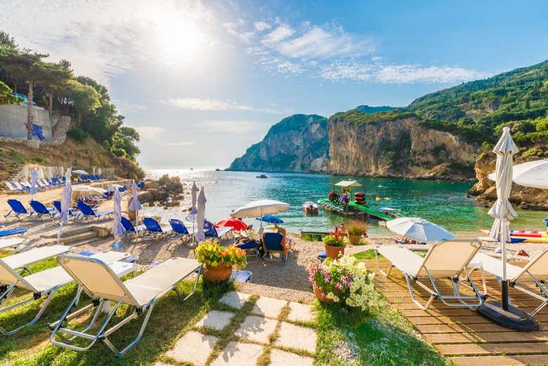Paleokastritsa, la joya de la costa de Corfú