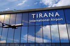 Autobus fra l'aeroporto di Tirana e Durazzo